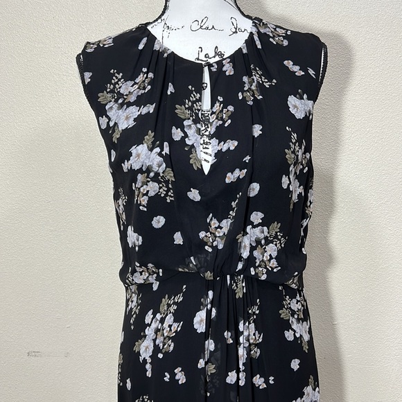 Vince Dress - Picture 2 of 12